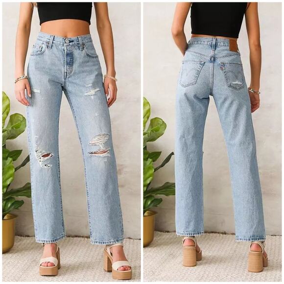 Levi's Denim - NWT Levi’s 501 90’s jeans light wash 26